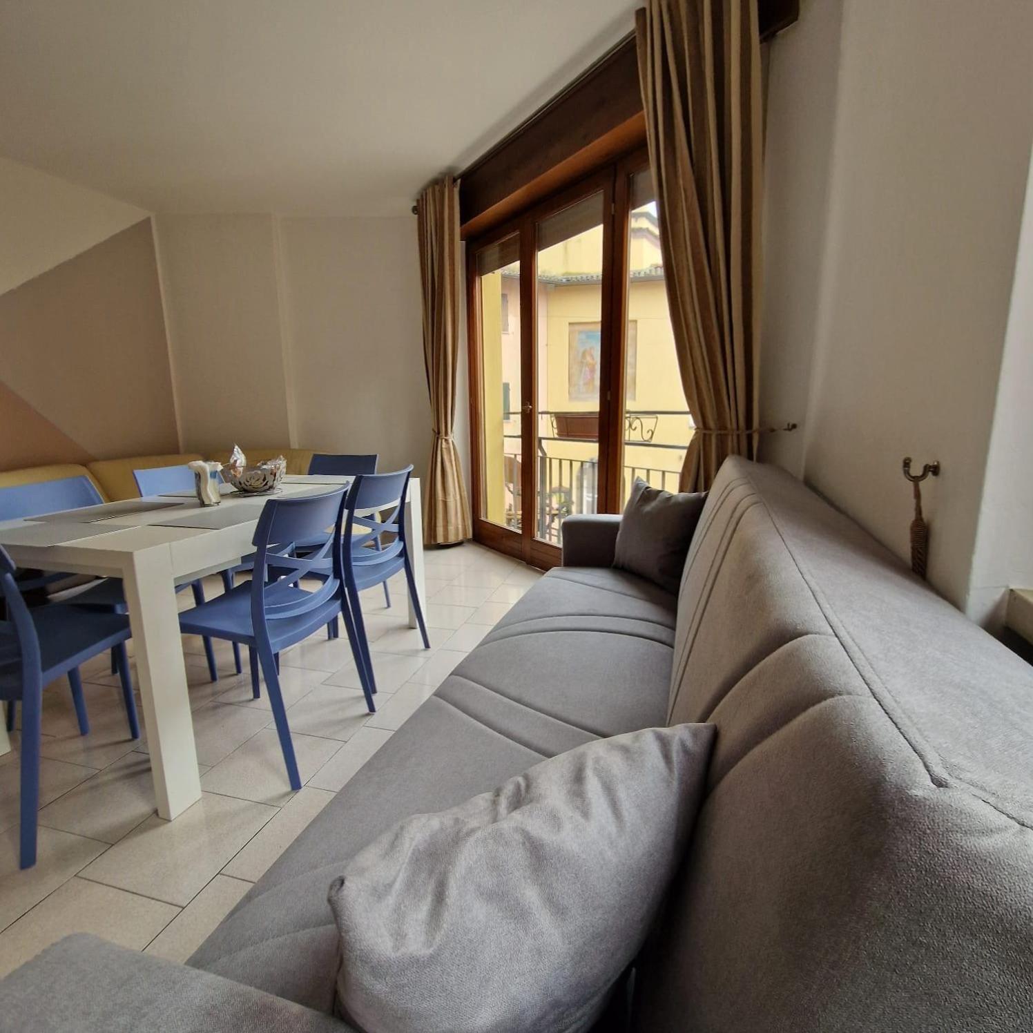 B&B Al Vittoriale Da Maja غاردوني ريفييرا المظهر الخارجي الصورة